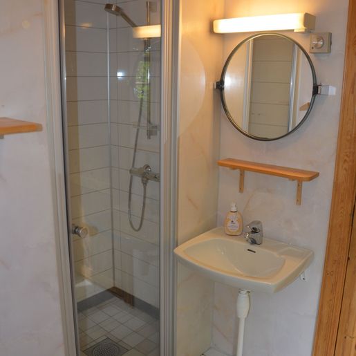 Bad i Midtstua leilighet