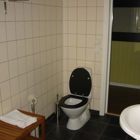 Toalett på Lyngøya og Oterholmen